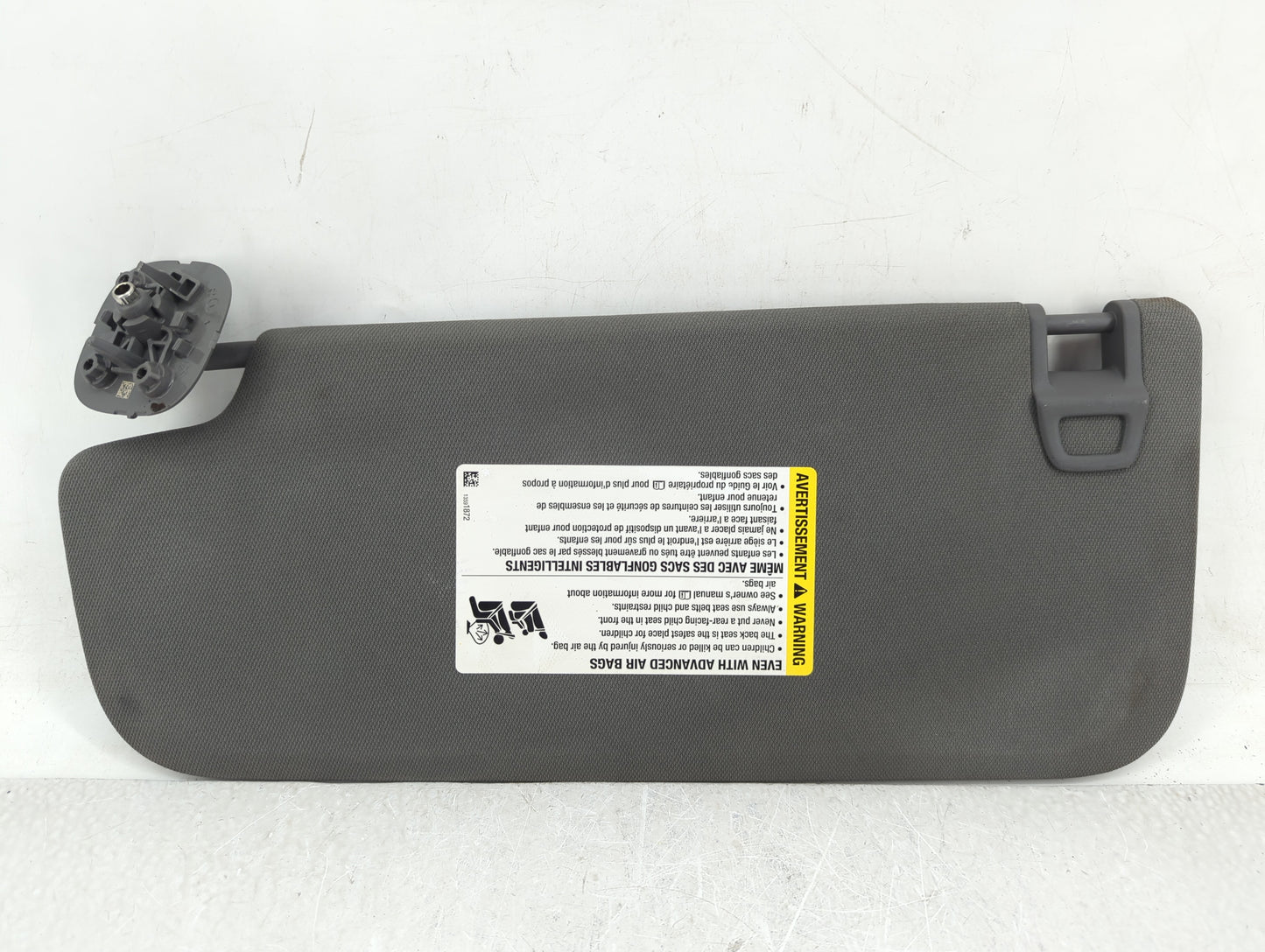 2019-2022 Chevrolet Silverado 1500 Sun Visor Shade Replacement Passenger Right Mirror Fits Fits 2019 2020 2021 2022 OEM Used