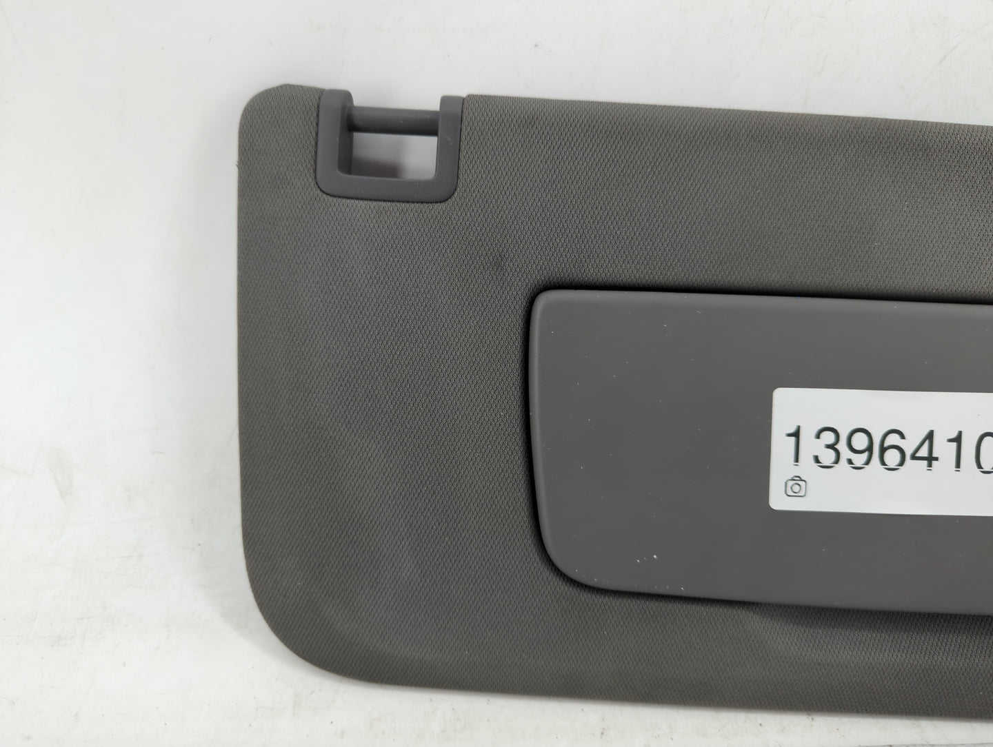 2019-2022 Chevrolet Silverado 1500 Sun Visor Shade Replacement Passenger Right Mirror Fits Fits 2019 2020 2021 2022 OEM Used