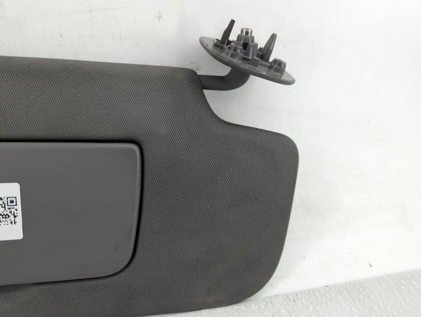 2019-2022 Chevrolet Silverado 1500 Sun Visor Shade Replacement Passenger Right Mirror Fits Fits 2019 2020 2021 2022 OEM Used