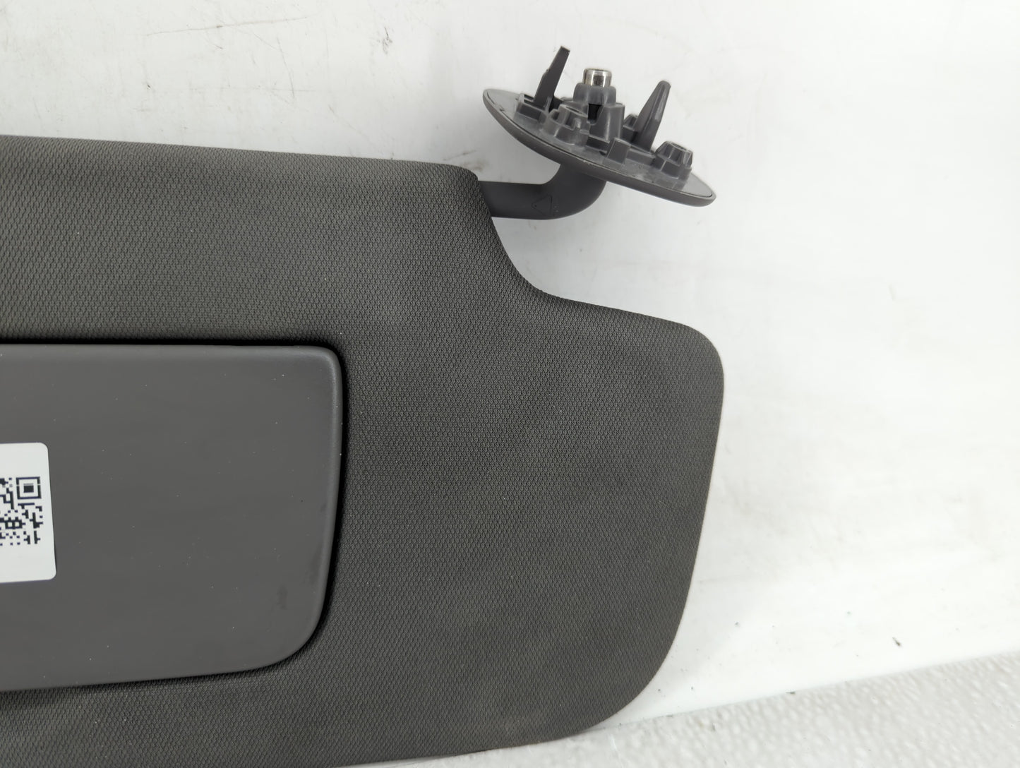 2019-2022 Chevrolet Silverado 1500 Sun Visor Shade Replacement Passenger Right Mirror Fits Fits 2019 2020 2021 2022 OEM Used