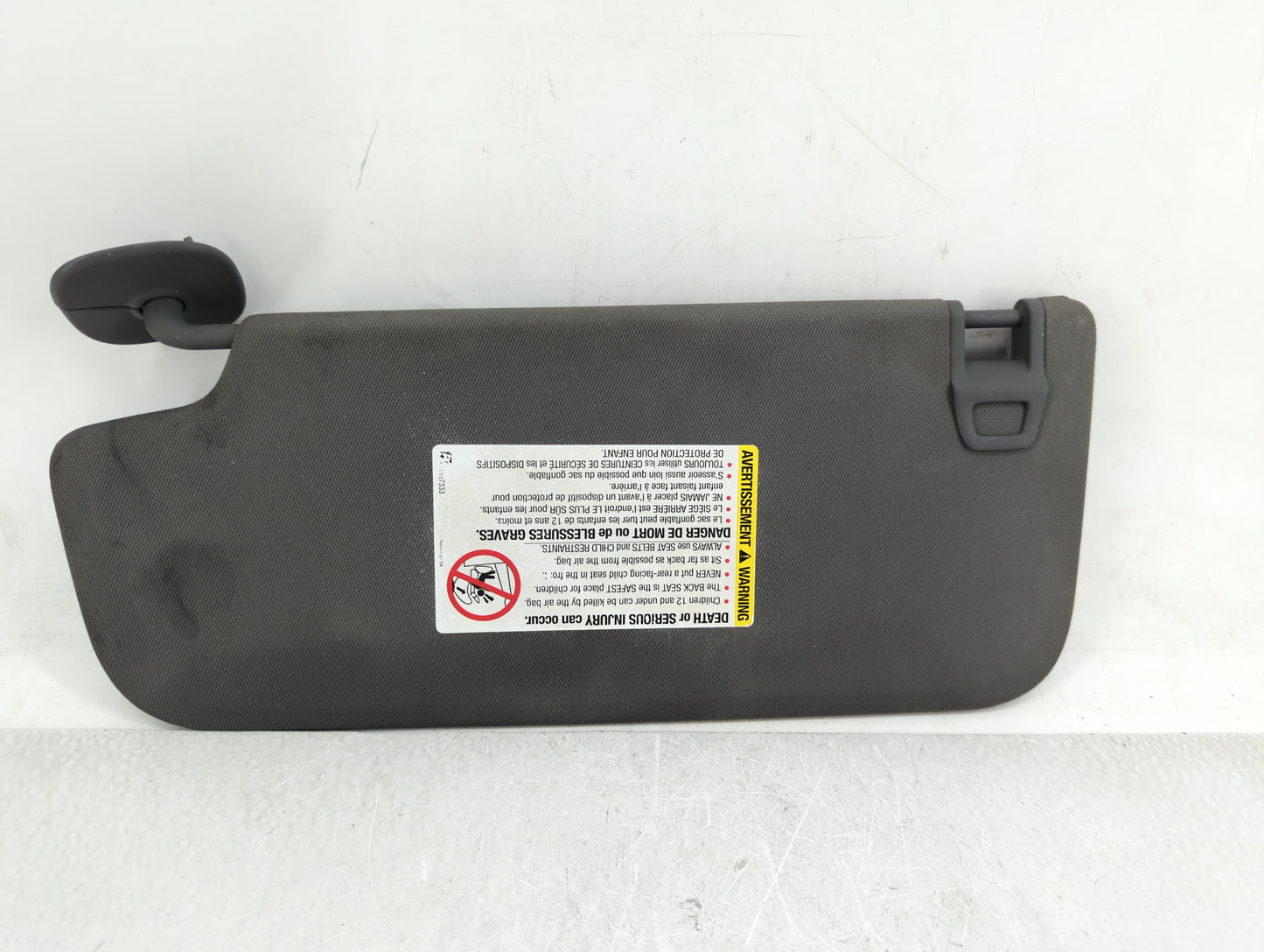 2019-2022 Chevrolet Silverado 1500 Sun Visor Shade Replacement Passenger Right Mirror Fits Fits 2019 2020 2021 2022 OEM Used