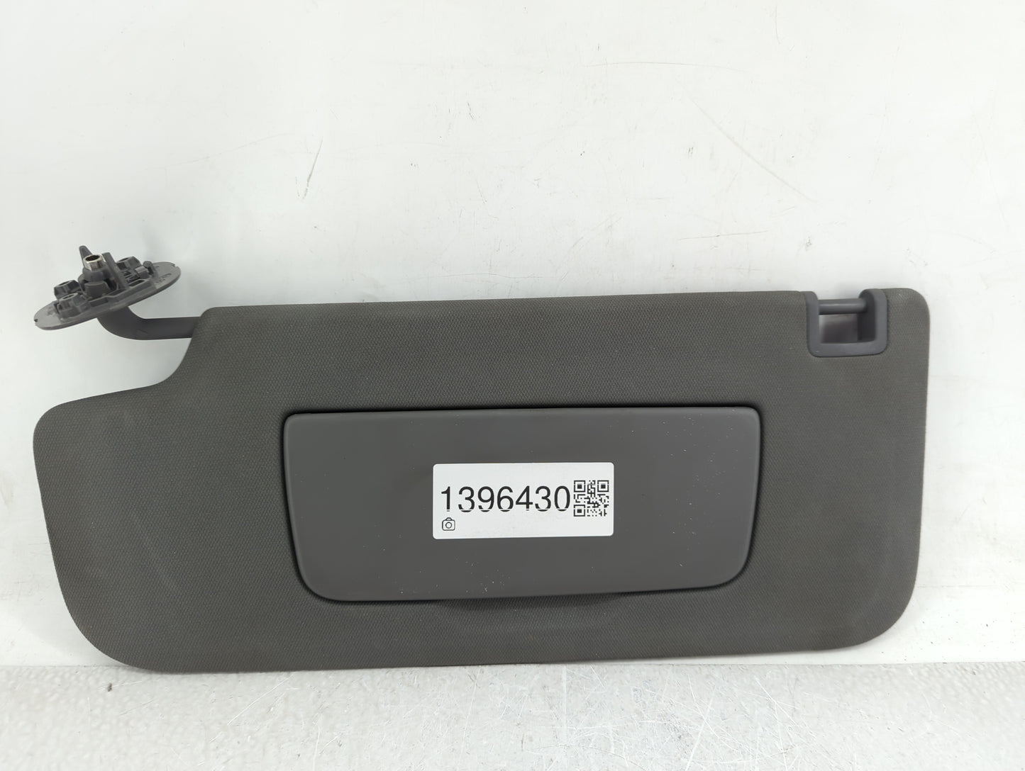 2019-2022 Chevrolet Silverado 1500 Sun Visor Shade Replacement Driver Left Mirror Fits Fits 2019 2020 2021 2022 OEM Used Aut