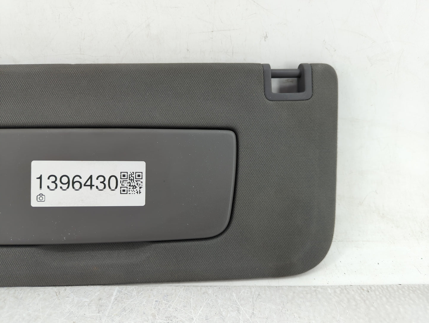 2019-2022 Chevrolet Silverado 1500 Sun Visor Shade Replacement Driver Left Mirror Fits Fits 2019 2020 2021 2022 OEM Used Aut