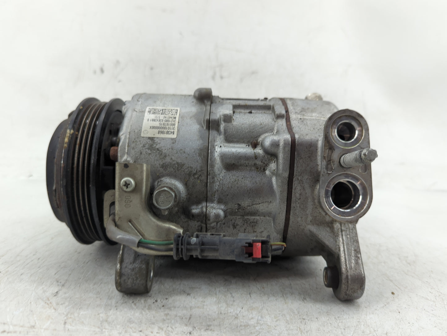 2019 Chevrolet Silverado 1500 Air Conditioning A/c Ac Compressor Oem - Oemusedautoparts1.com