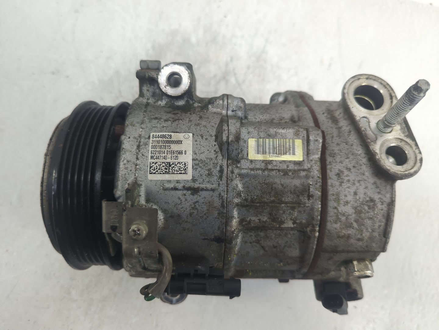2019 Chevrolet Silverado 1500 Air Conditioning A/c Ac Compressor Oem - Oemusedautoparts1.com