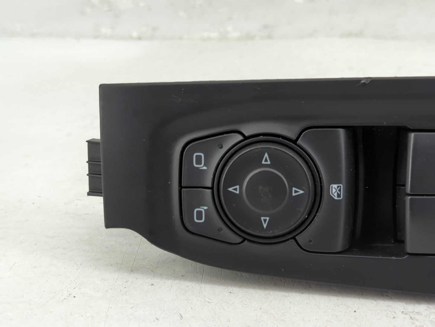 2019-2022 Chevrolet Silverado 1500 Master Power Window Switch Replacement Driver Side Left Fits OEM Used Auto Parts - Oemuse