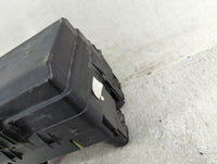 2019-2022 Chevrolet Silverado 1500 Fusebox Fuse Box Panel Relay Module Fits Fits 2019 2020 2021 2022 OEM Used Auto Parts - O