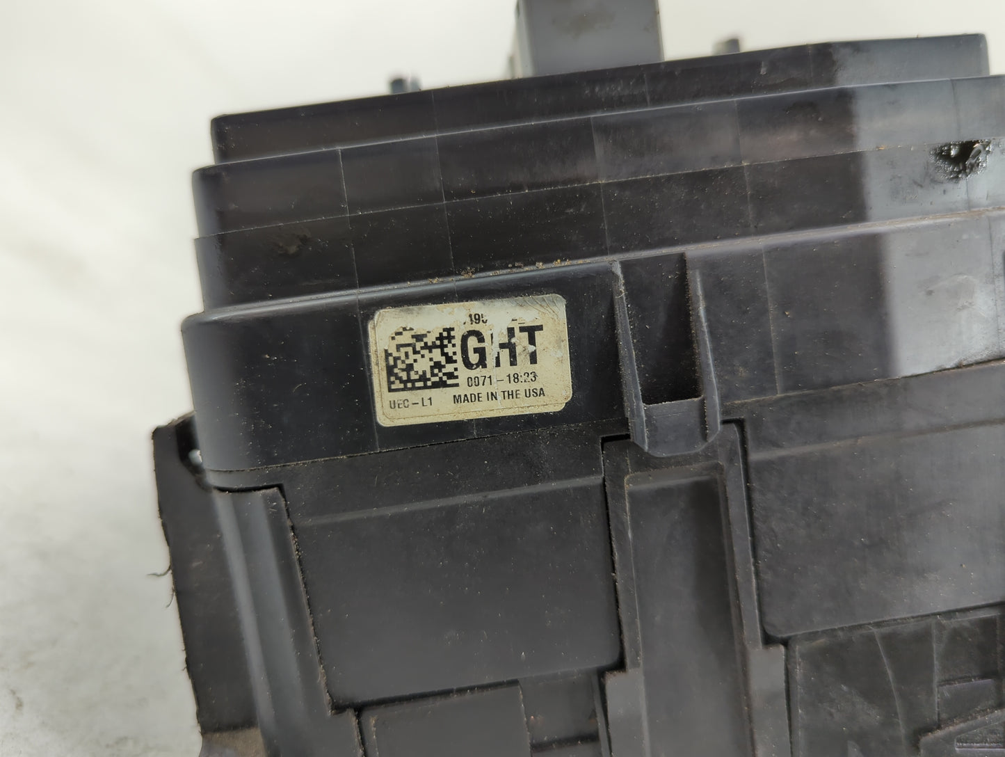 2021-2022 Chevrolet Silverado 1500 Fusebox Fuse Box Panel Relay Module Fits Fits 2021 2022 OEM Used Auto Parts - Oemusedauto
