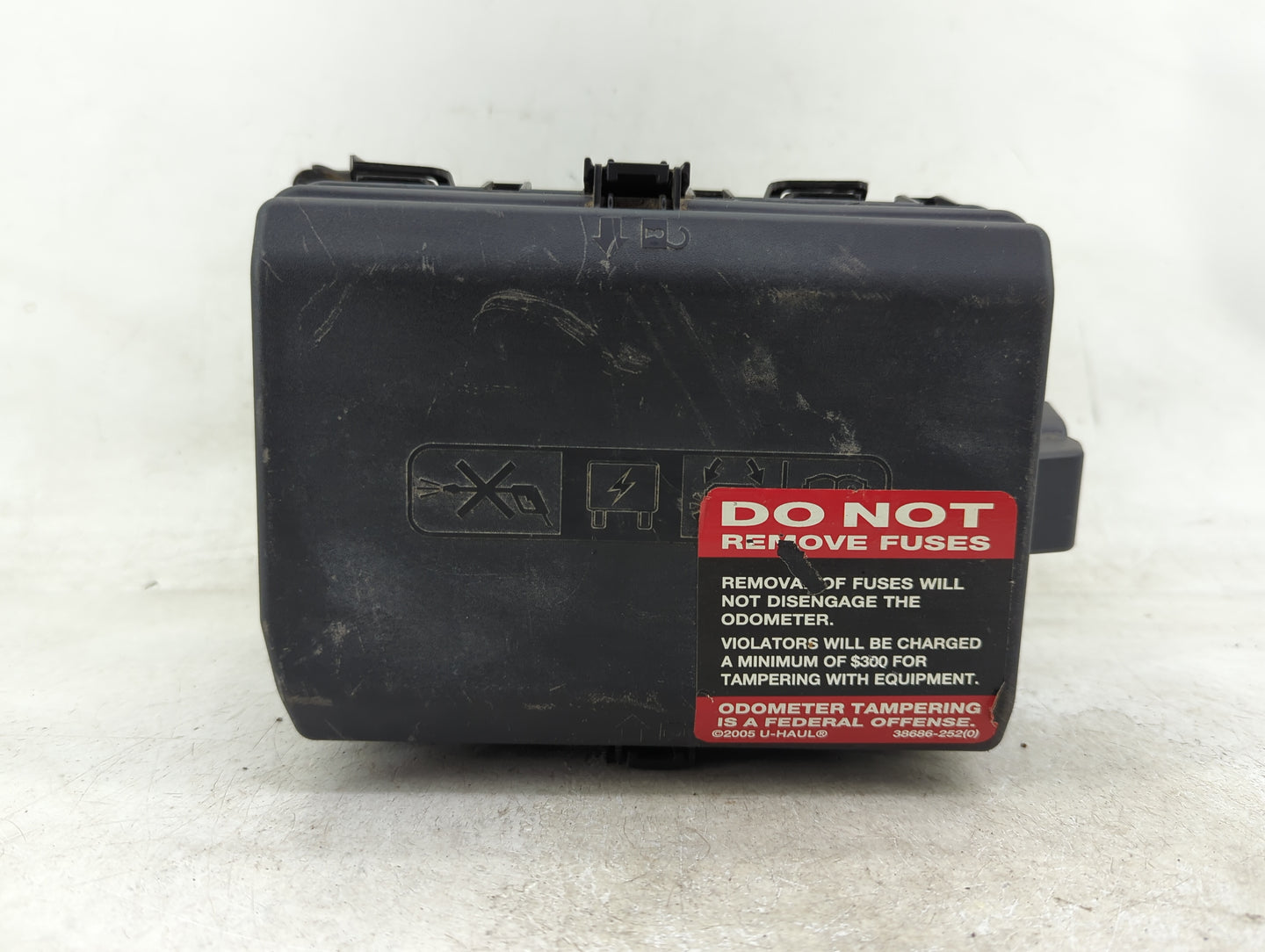 2021-2022 Chevrolet Silverado 1500 Fusebox Fuse Box Panel Relay Module Fits Fits 2021 2022 OEM Used Auto Parts - Oemusedauto