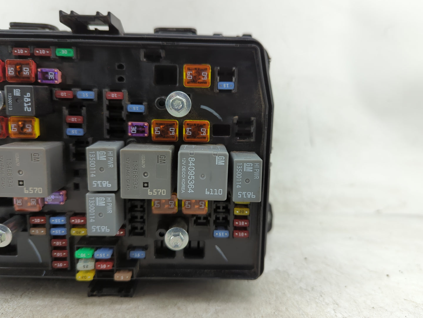 2021-2022 Chevrolet Silverado 1500 Fusebox Fuse Box Panel Relay Module Fits Fits 2021 2022 OEM Used Auto Parts - Oemusedauto