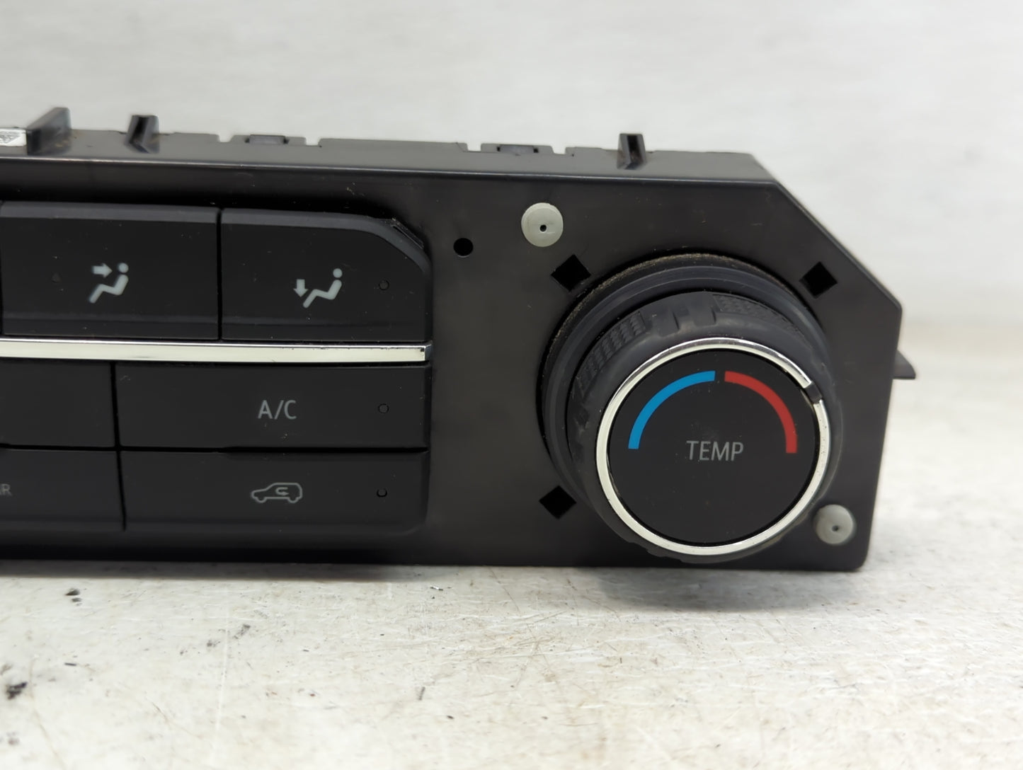 2019-2022 Chevrolet Silverado 1500 Climate Control Module Temperature AC/Heater Replacement P/N:815372982 84542734 Fits OEM 