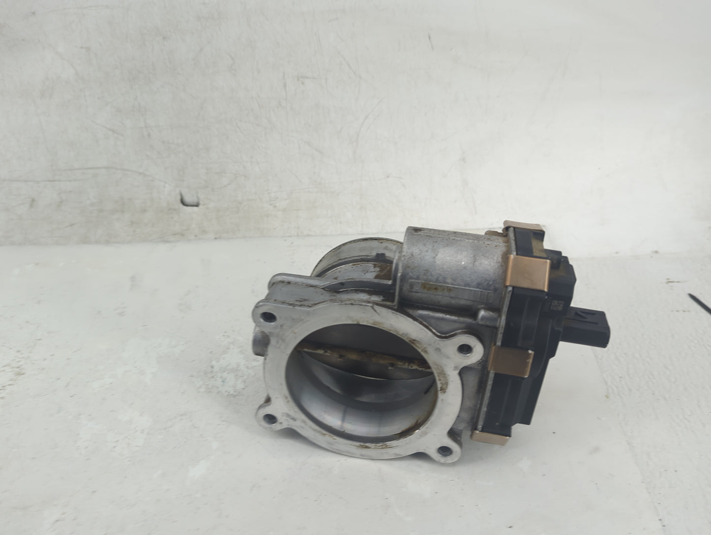 2014-2022 Chevrolet Silverado 1500 Throttle Body P/N:12713775 Fits Fits 2014 2015 2016 2017 2018 2019 2020 2021 2022 OEM Use