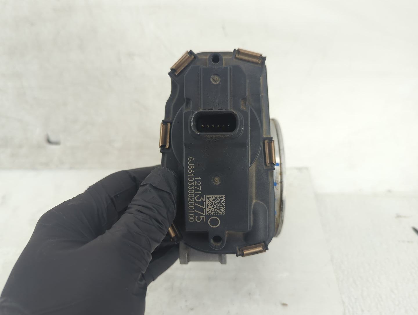 2014-2022 Chevrolet Silverado 1500 Throttle Body P/N:12713775 Fits Fits 2014 2015 2016 2017 2018 2019 2020 2021 2022 OEM Use