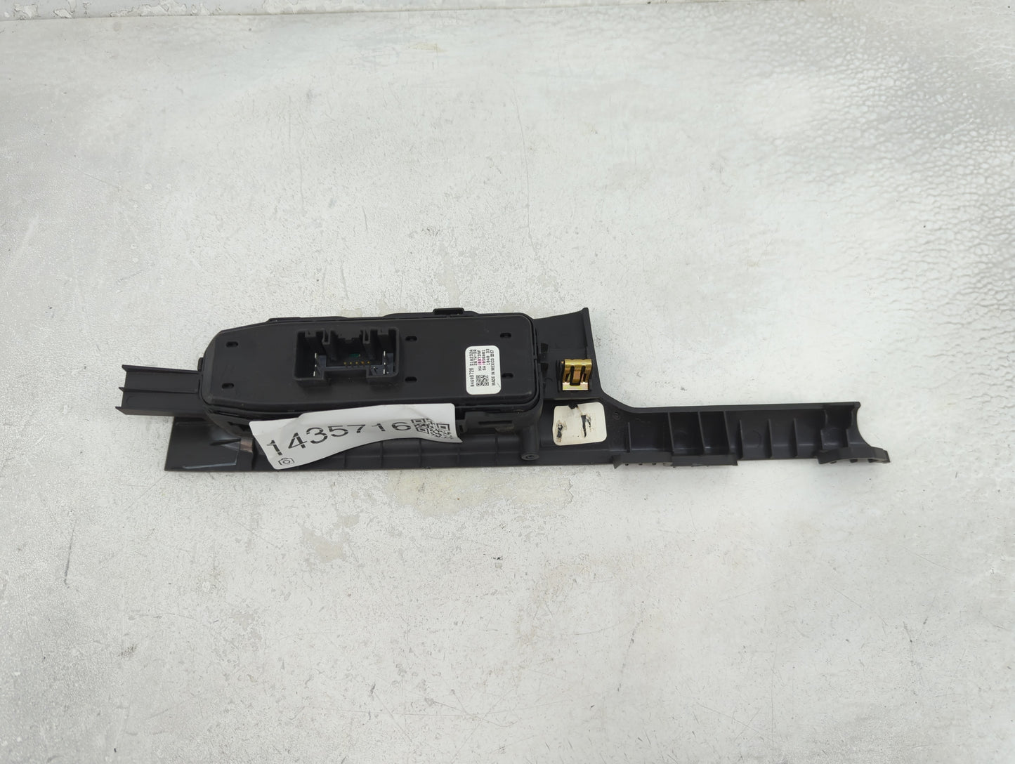 2019-2022 Chevrolet Silverado 1500 Master Power Window Switch Replacement Driver Side Left P/N:84699726 Fits OEM Used Auto P