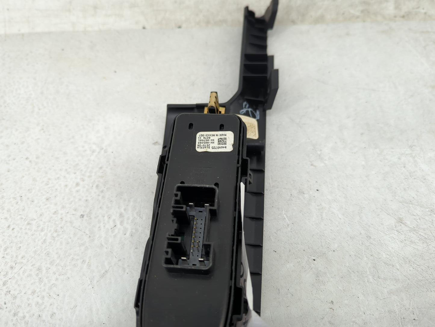 2019-2022 Chevrolet Silverado 1500 Master Power Window Switch Replacement Driver Side Left P/N:84699725 Fits OEM Used Auto P
