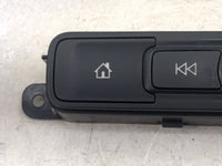 2019-2022 Chevrolet Silverado 1500 Radio Control Panel 1472701 - Oemusedautoparts1.com