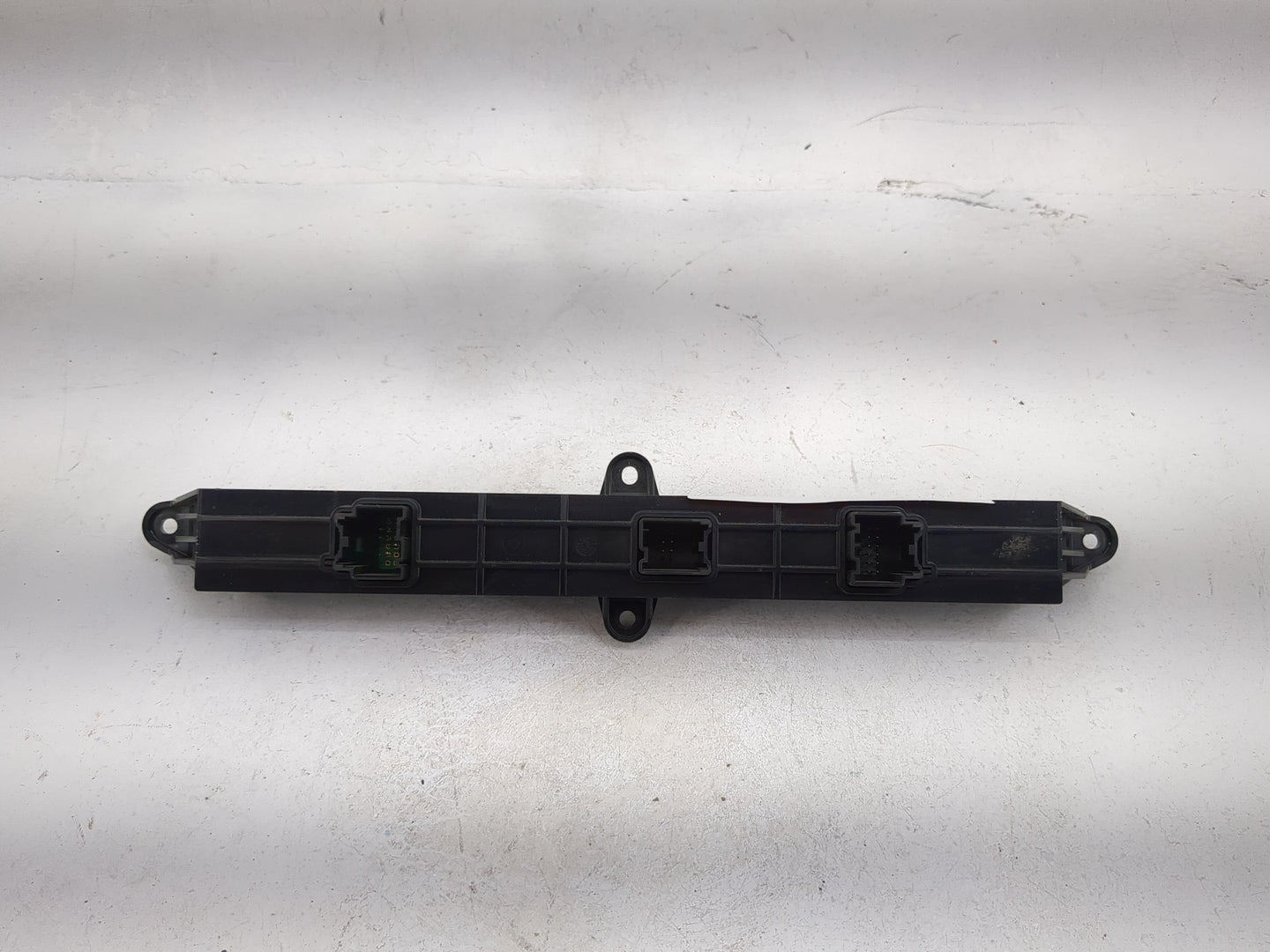 2021 Chevrolet Silverado 1500 Radio Control Panel - Oemusedautoparts1.com