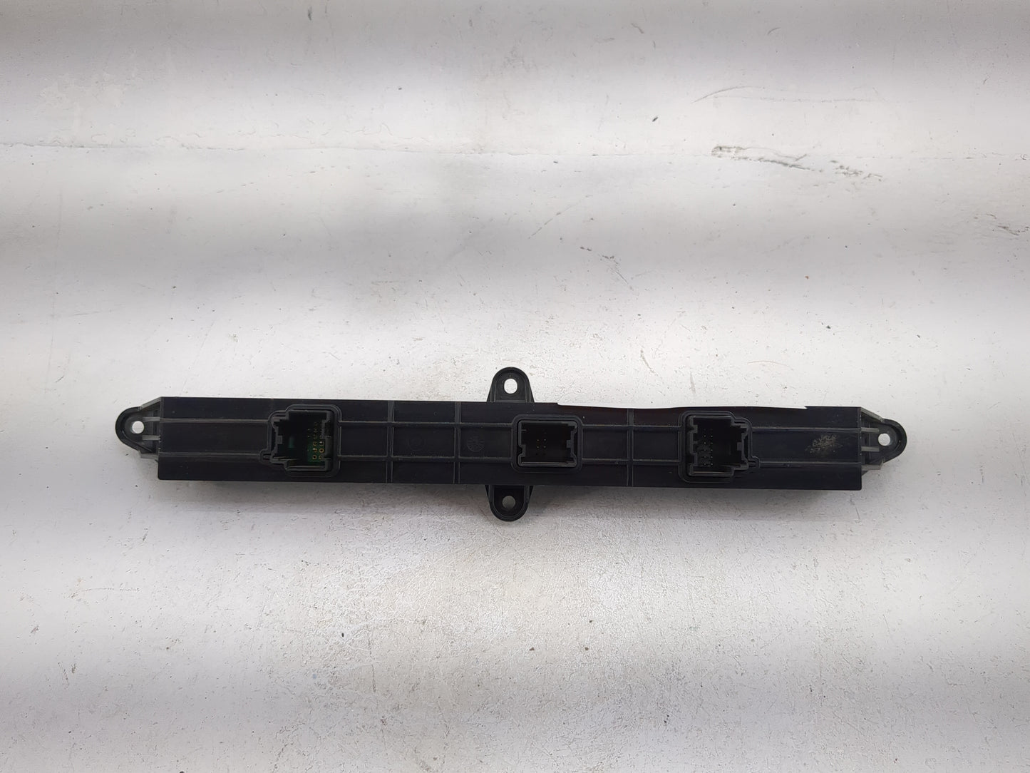 2021 Chevrolet Silverado 1500 Radio Control Panel - Oemusedautoparts1.com