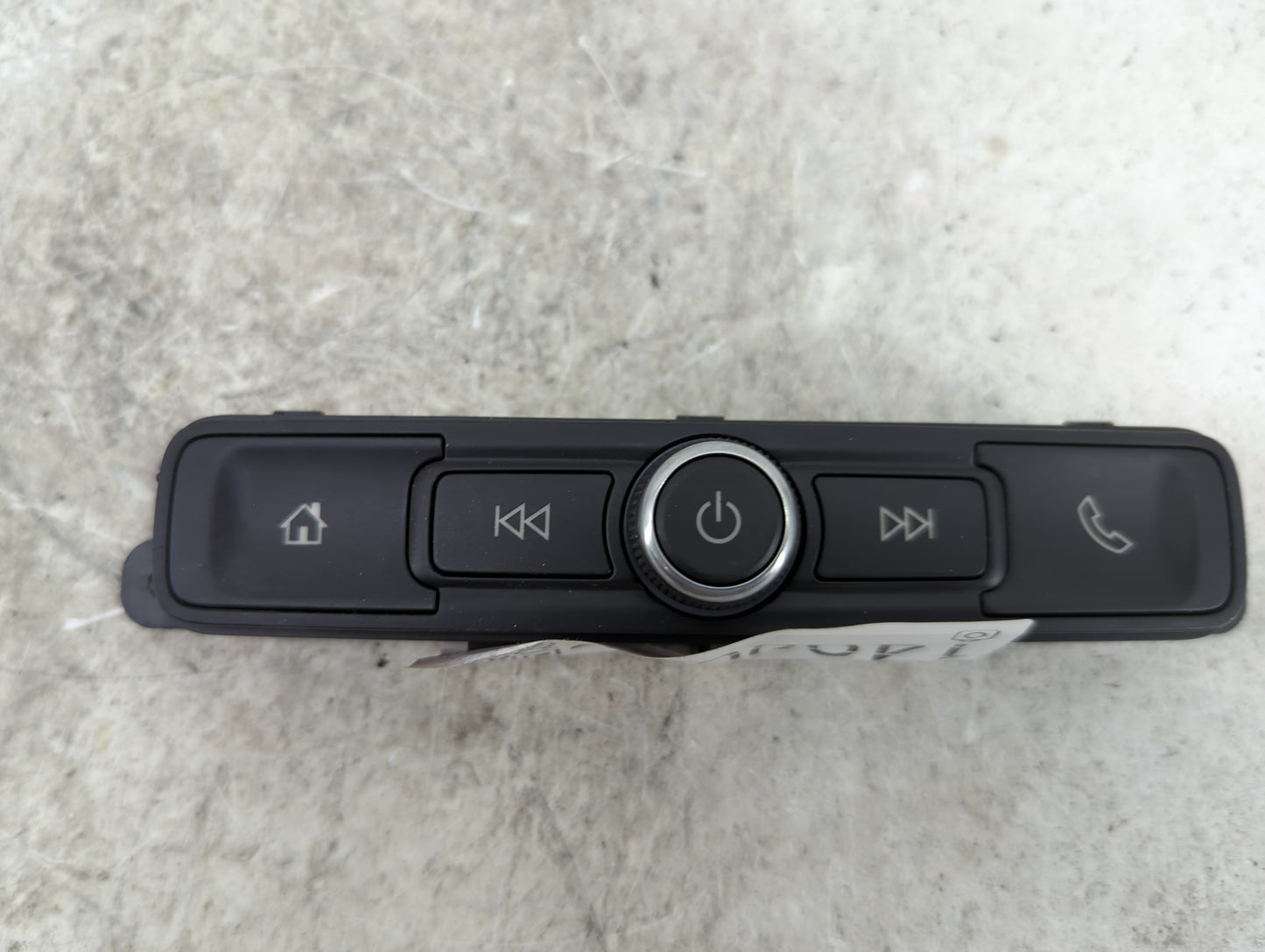 2019-2022 Chevrolet Silverado 1500 Radio Control Panel 1490027 - Oemusedautoparts1.com
