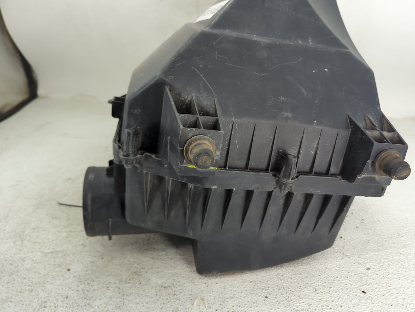2021 Chevrolet Silverado 1500 Air Cleaner Intake-duct Hose Tube - Oemusedautoparts1.com