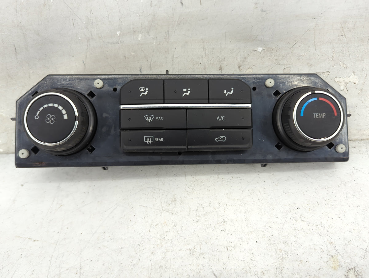 2019-2022 Chevrolet Silverado 1500 Climate Control Module Temperature AC/Heater Replacement P/N:8454 2734 815372982 Fits OEM