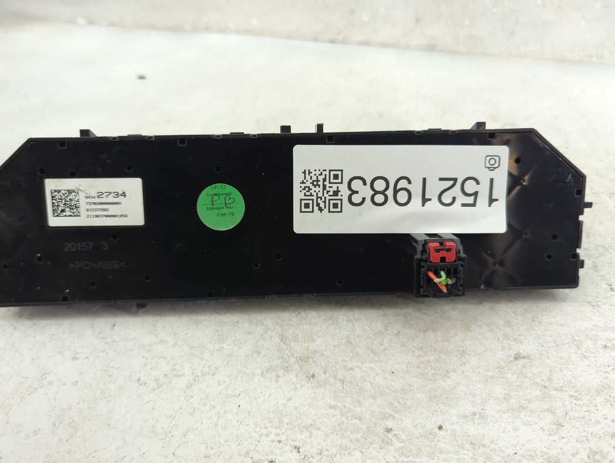 2019-2022 Chevrolet Silverado 1500 Climate Control Module Temperature AC/Heater Replacement P/N:8454 2734 815372982 Fits OEM