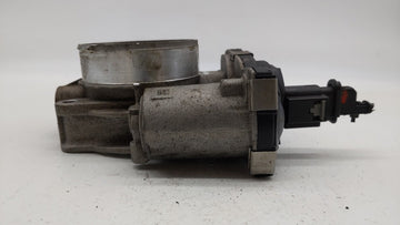 2016-2019 Chevrolet Silverado 1500 Throttle Body P/N:12669536AA 12676296AA, 12676296A Fits Fits 2016 2017 2018 2019 OEM Used Auto Parts