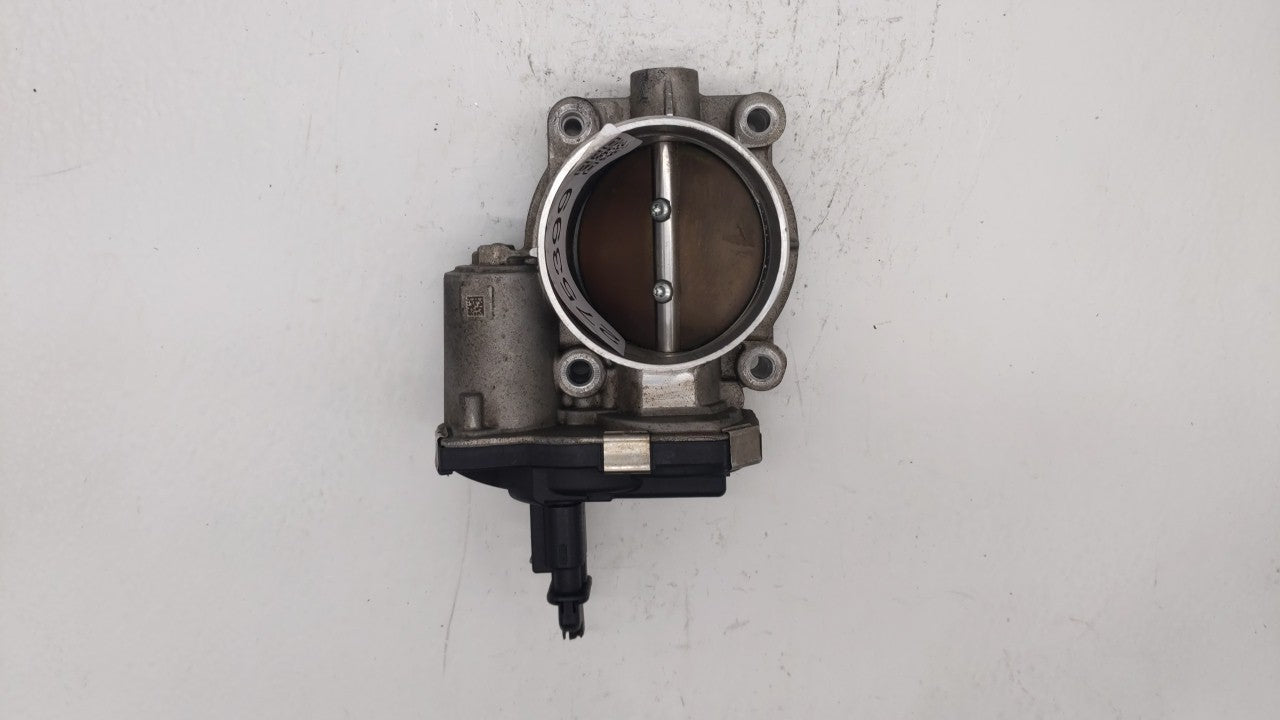 2016-2019 Chevrolet Silverado 1500 Throttle Body P/N:12669536AA 12676296AA, 12676296A Fits Fits 2016 2017 2018 2019 OEM Used