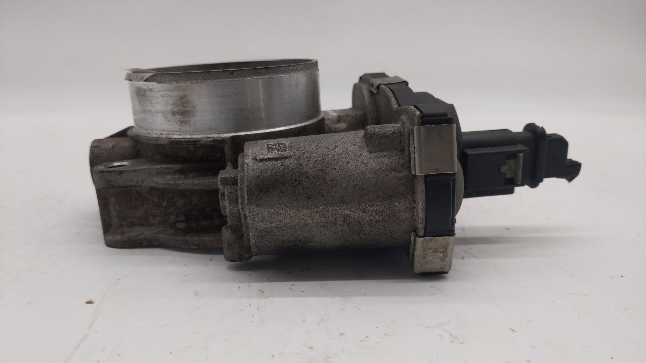 2016-2019 Chevrolet Silverado 1500 Throttle Body P/N:12669536AA 12676296AA, 12676296A Fits Fits 2016 2017 2018 2019 OEM Used