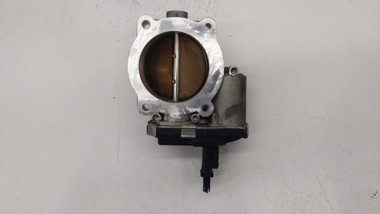 2016-2019 Chevrolet Silverado 1500 Throttle Body P/N:12669536AA 12676296AA, 12676296A Fits Fits 2016 2017 2018 2019 OEM Used
