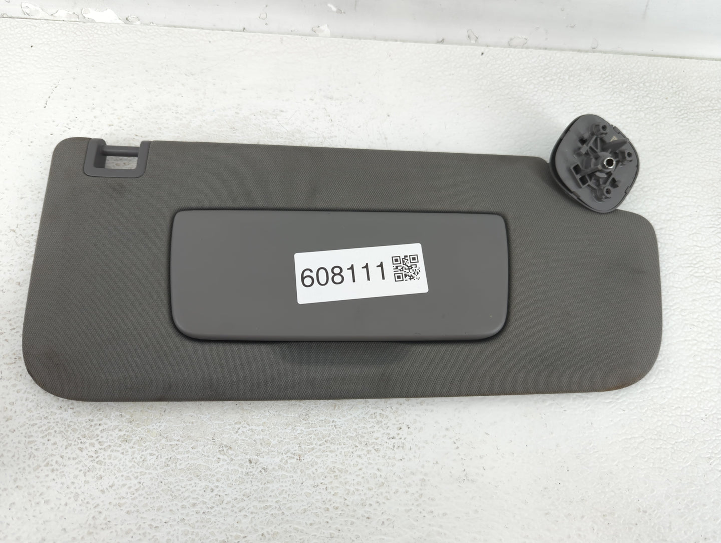 2019-2022 Chevrolet Silverado 1500 Sun Visor Shade Replacement Passenger Right Mirror Fits Fits 2019 2020 2021 2022 OEM Used