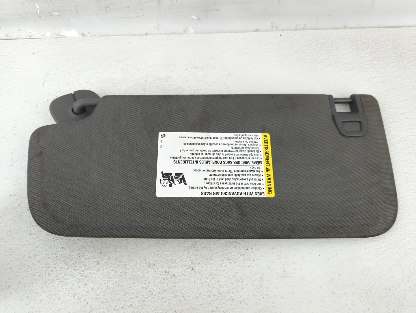 2019-2022 Chevrolet Silverado 1500 Sun Visor Shade Replacement Passenger Right Mirror Fits Fits 2019 2020 2021 2022 OEM Used