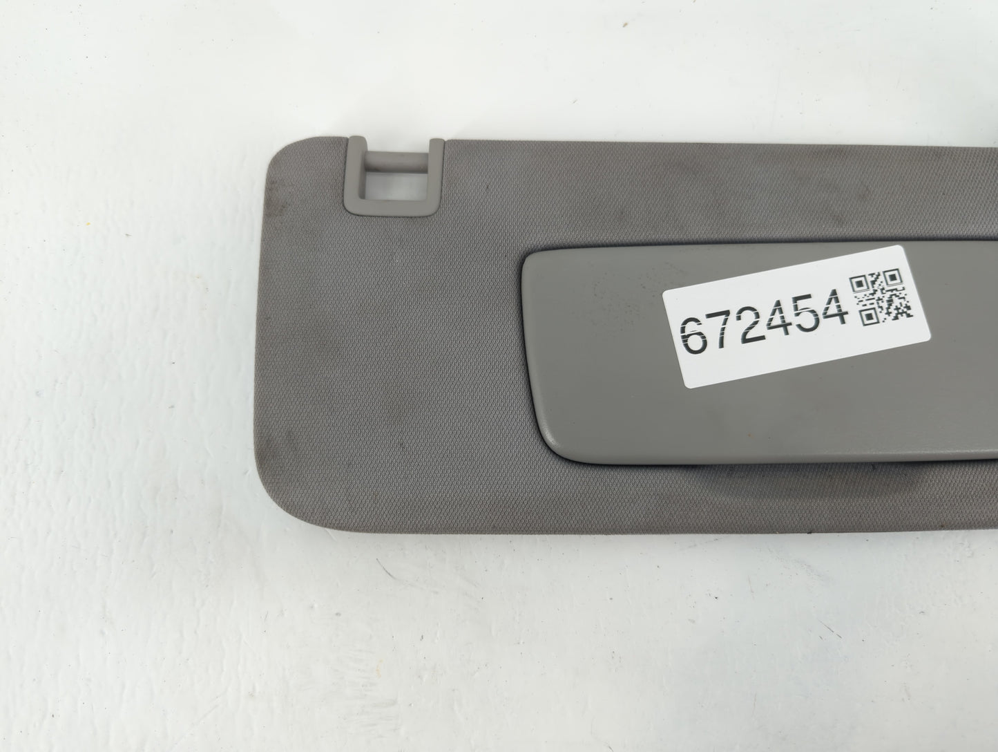 2019-2022 Chevrolet Silverado 1500 Sun Visor Shade Replacement Passenger Right Mirror Fits Fits 2019 2020 2021 2022 OEM Used