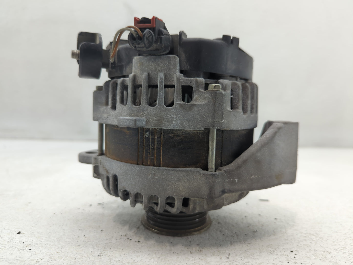 2019-2022 Chevrolet Silverado 1500 Alternator Replacement Generator Charging Assembly Engine OEM P/N:13539726 Fits OEM Used 