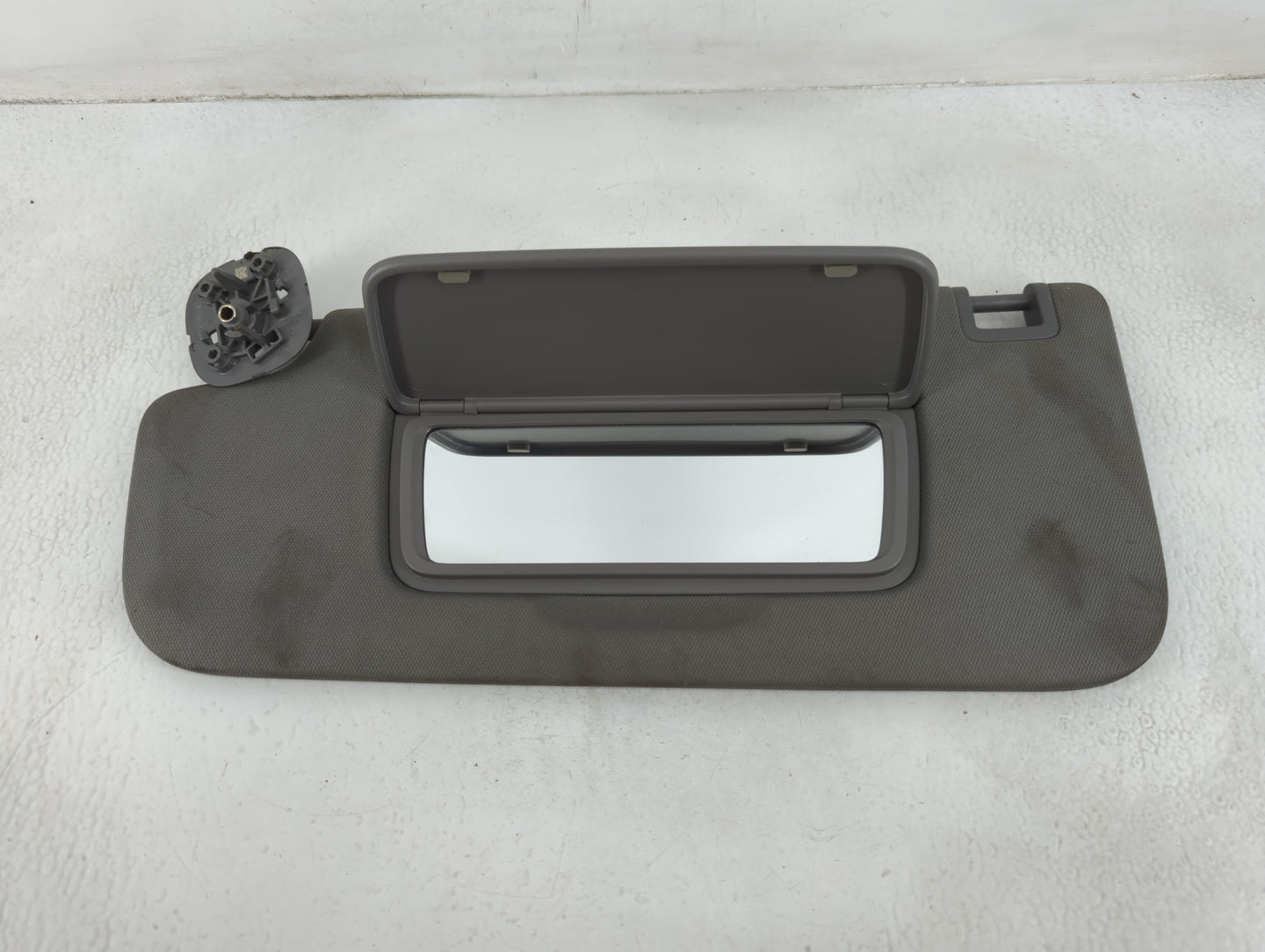 2019-2022 Chevrolet Silverado 1500 Sun Visor Shade Replacement Driver Left Mirror Fits Fits 2019 2020 2021 2022 OEM Used Aut