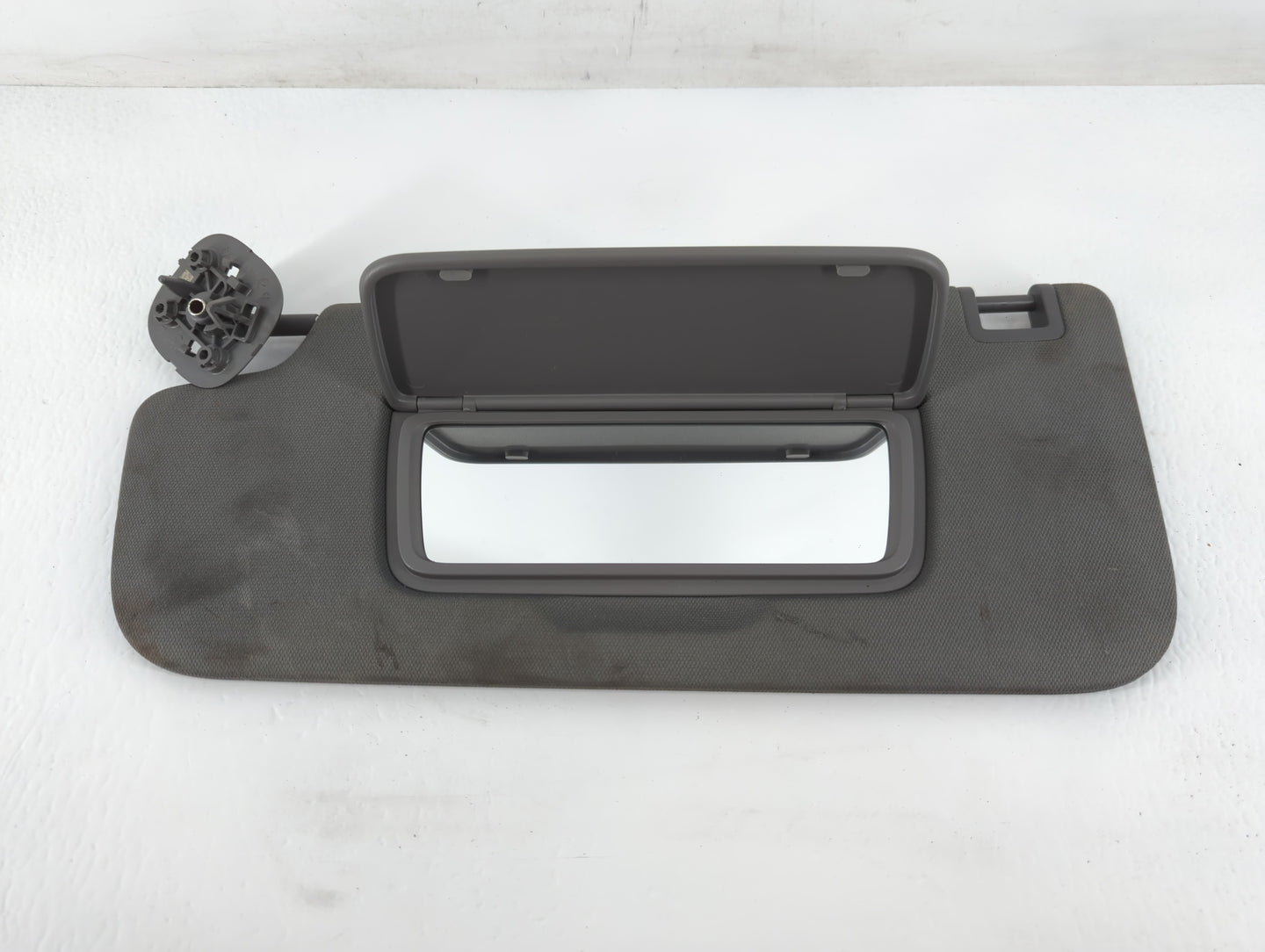 2019-2022 Chevrolet Silverado 1500 Sun Visor Shade Replacement Driver Left Mirror Fits Fits 2019 2020 2021 2022 OEM Used Aut