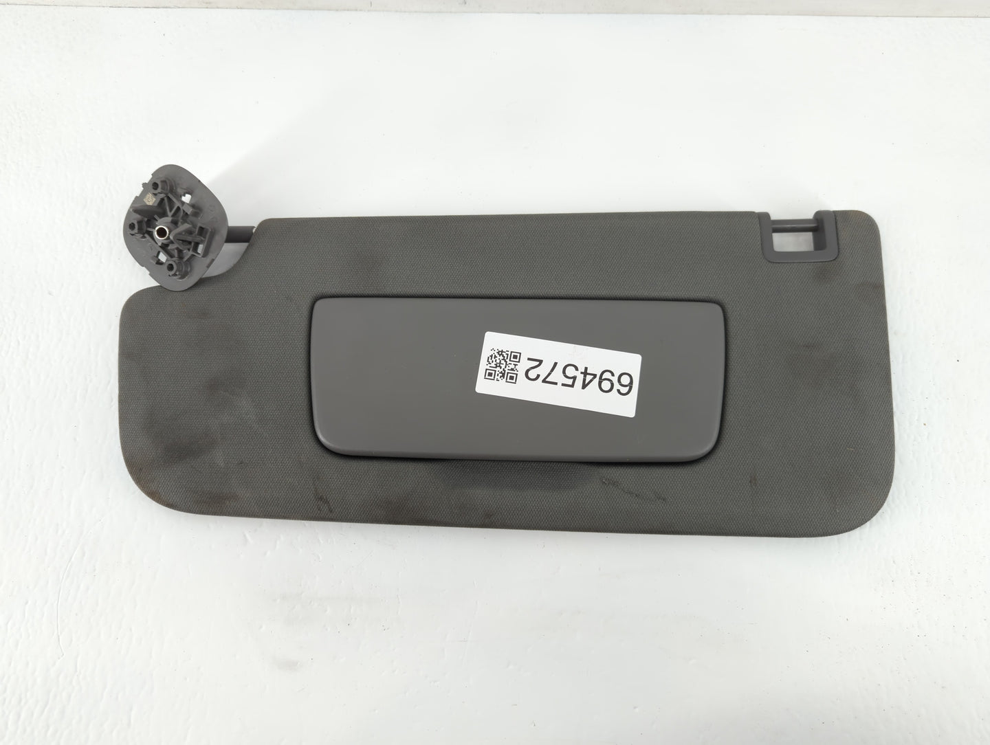 2019-2022 Chevrolet Silverado 1500 Sun Visor Shade Replacement Driver Left Mirror Fits Fits 2019 2020 2021 2022 OEM Used Aut