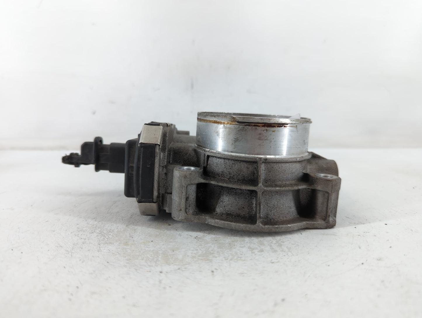 2021 Chevrolet Silverado 1500 Throttle Body P/N:12676296AA Fits Fits 2016 2017 2018 2019 2020 2022 OEM Used Auto Parts - Oem