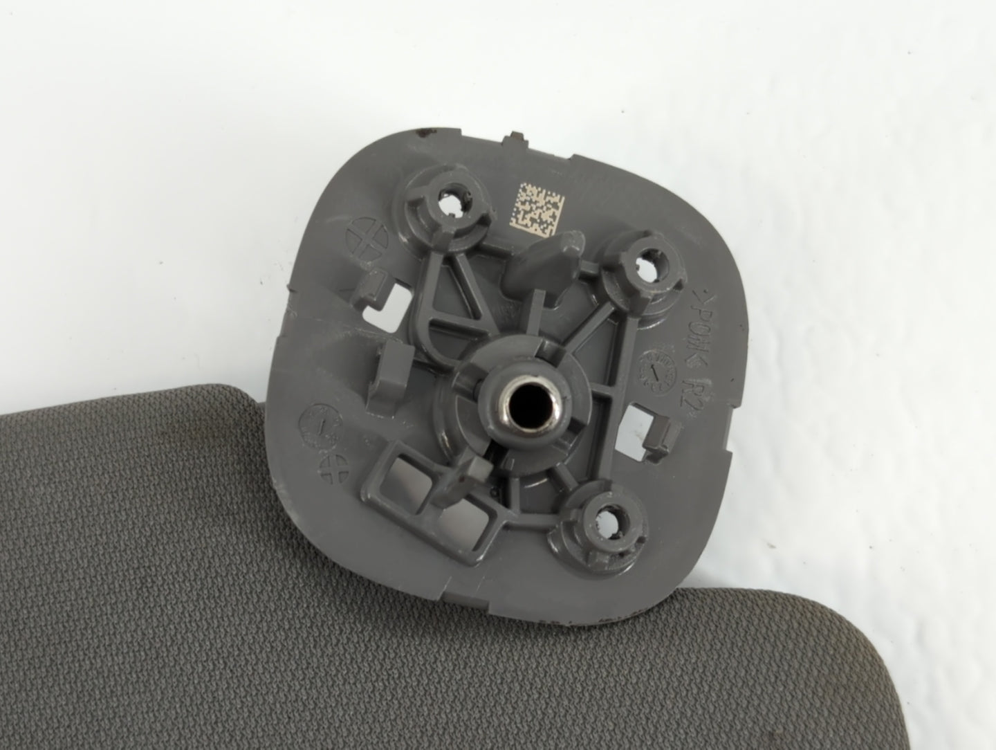 2019-2022 Chevrolet Silverado 1500 Sun Visor Shade Replacement Passenger Right Mirror Fits Fits 2019 2020 2021 2022 OEM Used