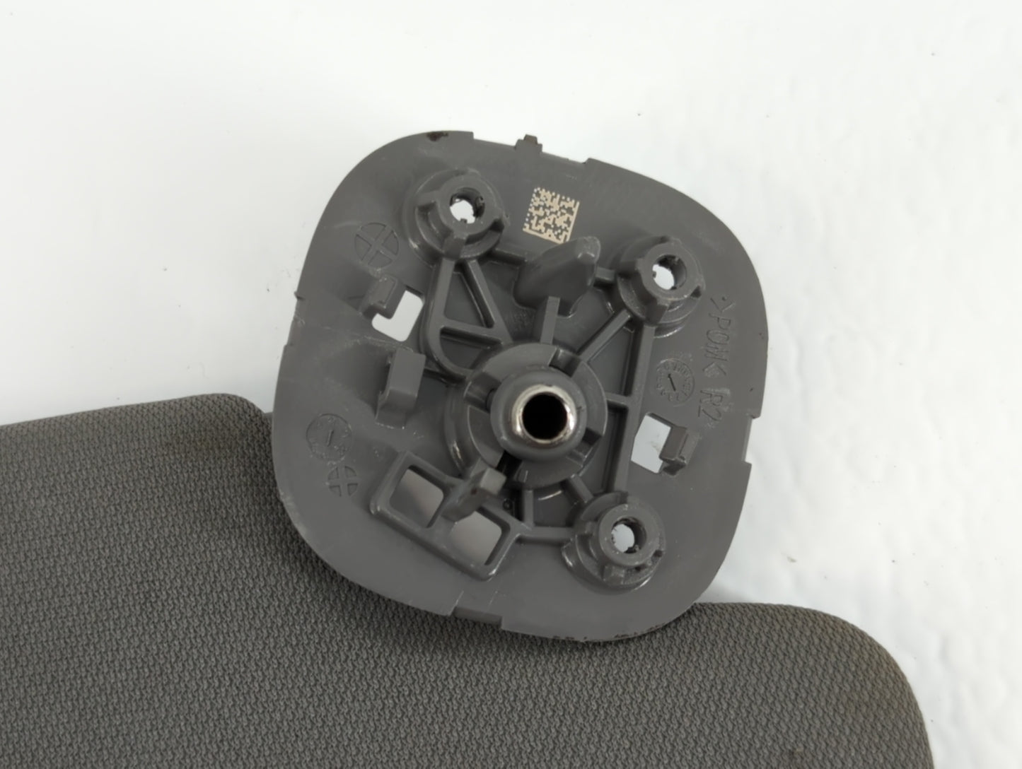 2019-2022 Chevrolet Silverado 1500 Sun Visor Shade Replacement Passenger Right Mirror Fits Fits 2019 2020 2021 2022 OEM Used