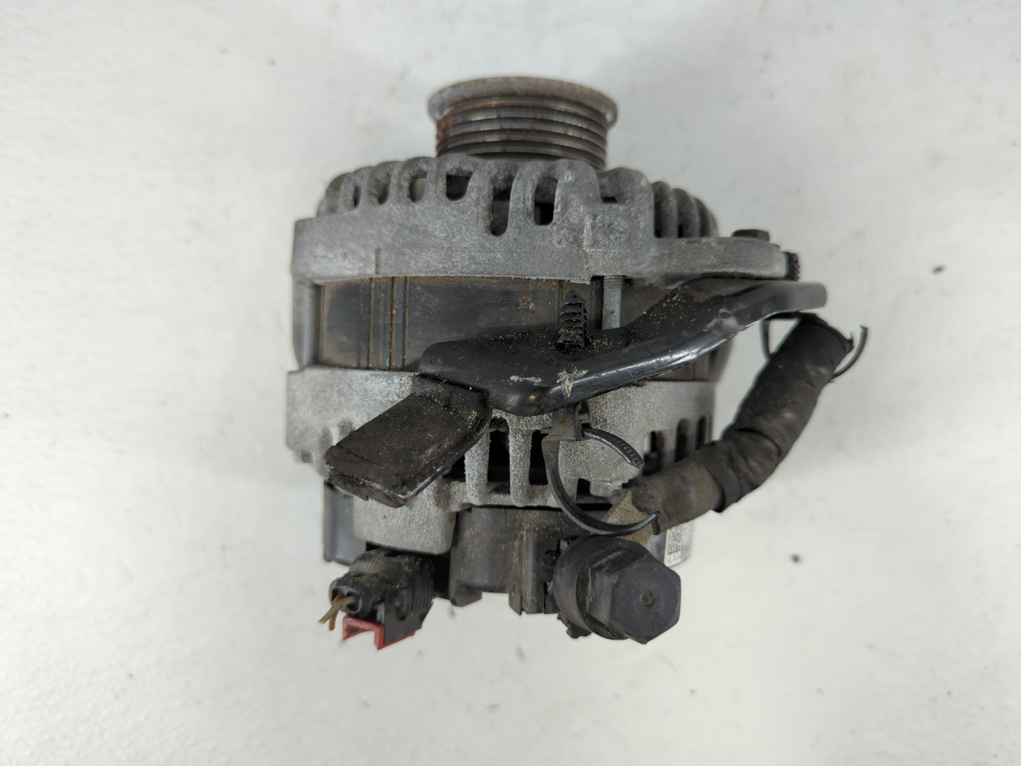 2019-2022 Chevrolet Silverado 1500 Alternator Replacement Generator Charging Assembly Engine OEM P/N:13539726 Fits OEM Used 