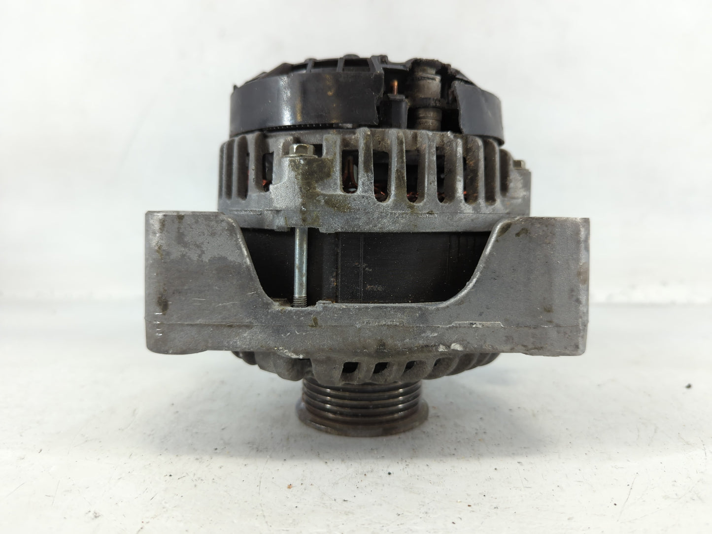 2019-2022 Chevrolet Silverado 1500 Alternator Replacement Generator Charging Assembly Engine OEM P/N:13539726 Fits OEM Used 