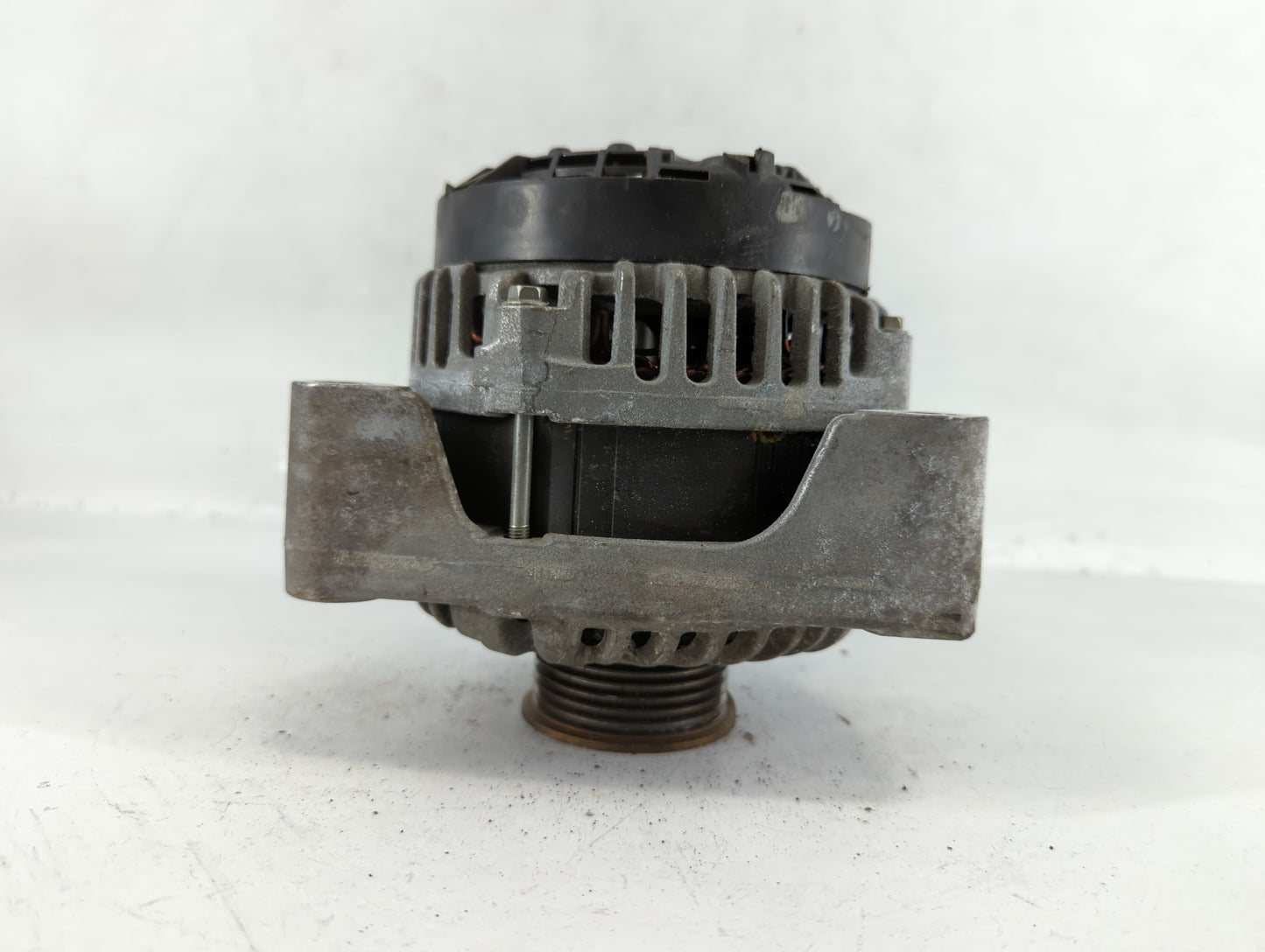 2019-2022 Chevrolet Silverado 1500 Alternator Replacement Generator Charging Assembly Engine OEM P/N:13539726 Fits OEM Used 