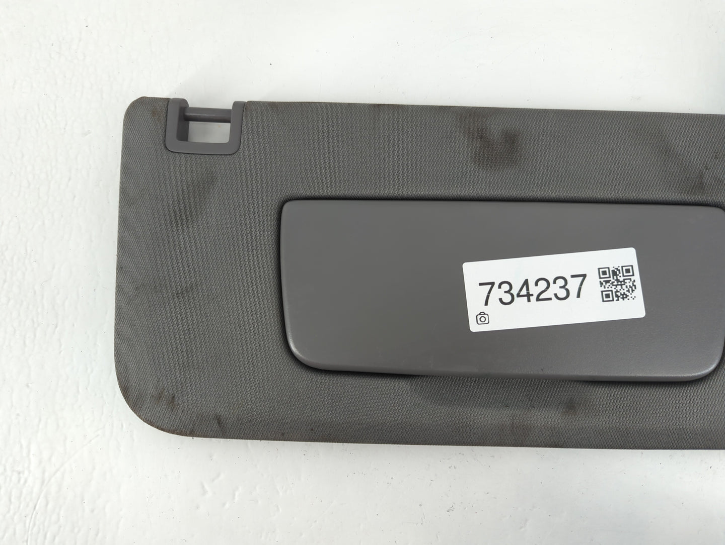 2019-2022 Chevrolet Silverado 1500 Sun Visor Shade Replacement Passenger Right Mirror Fits Fits 2019 2020 2021 2022 OEM Used