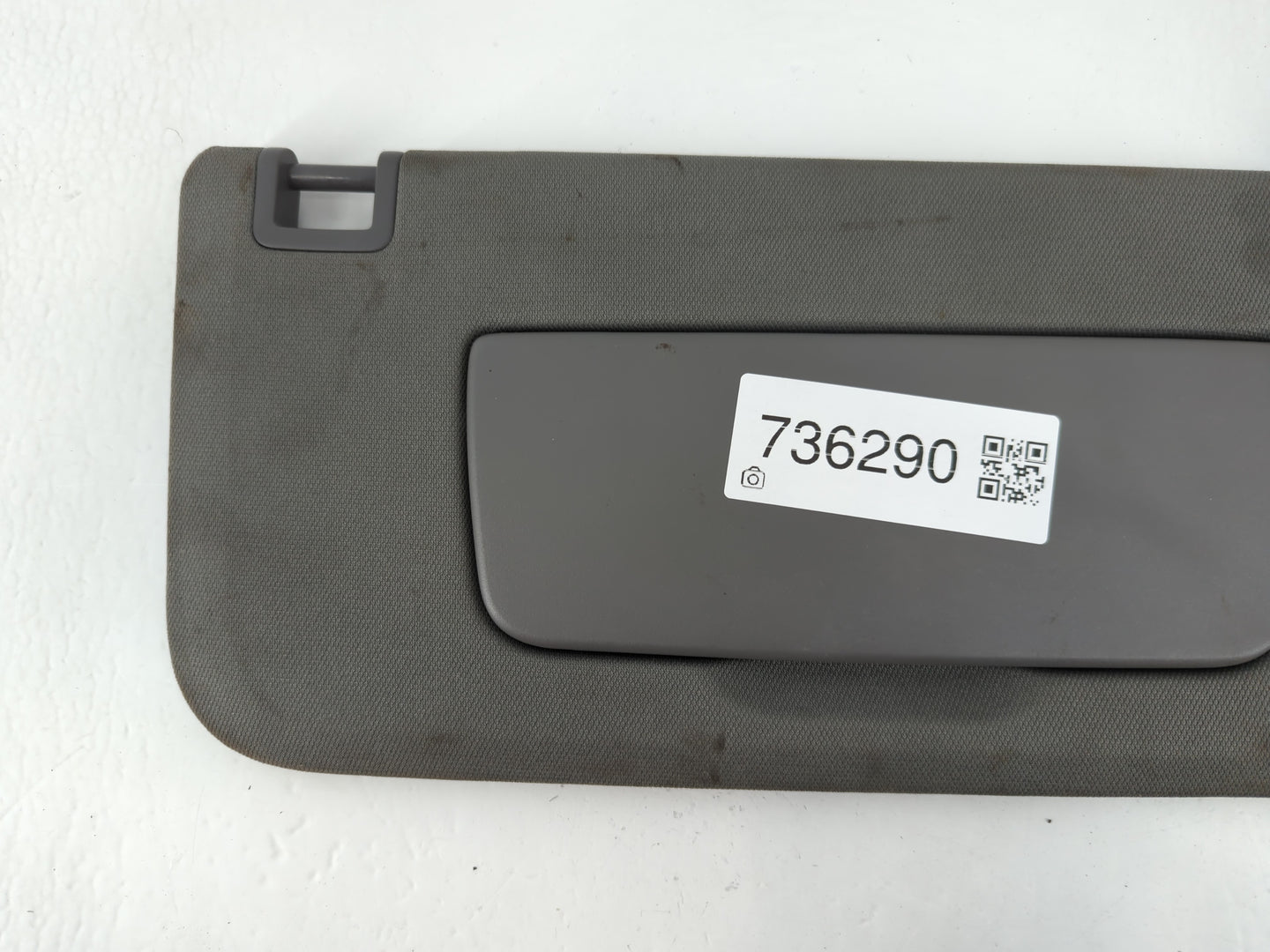 2019-2022 Chevrolet Silverado 1500 Sun Visor Shade Replacement Passenger Right Mirror Fits Fits 2019 2020 2021 2022 OEM Used