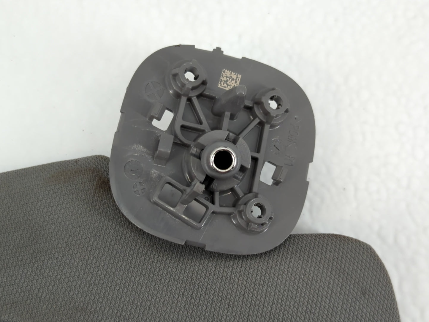 2019-2022 Chevrolet Silverado 1500 Sun Visor Shade Replacement Passenger Right Mirror Fits Fits 2019 2020 2021 2022 OEM Used