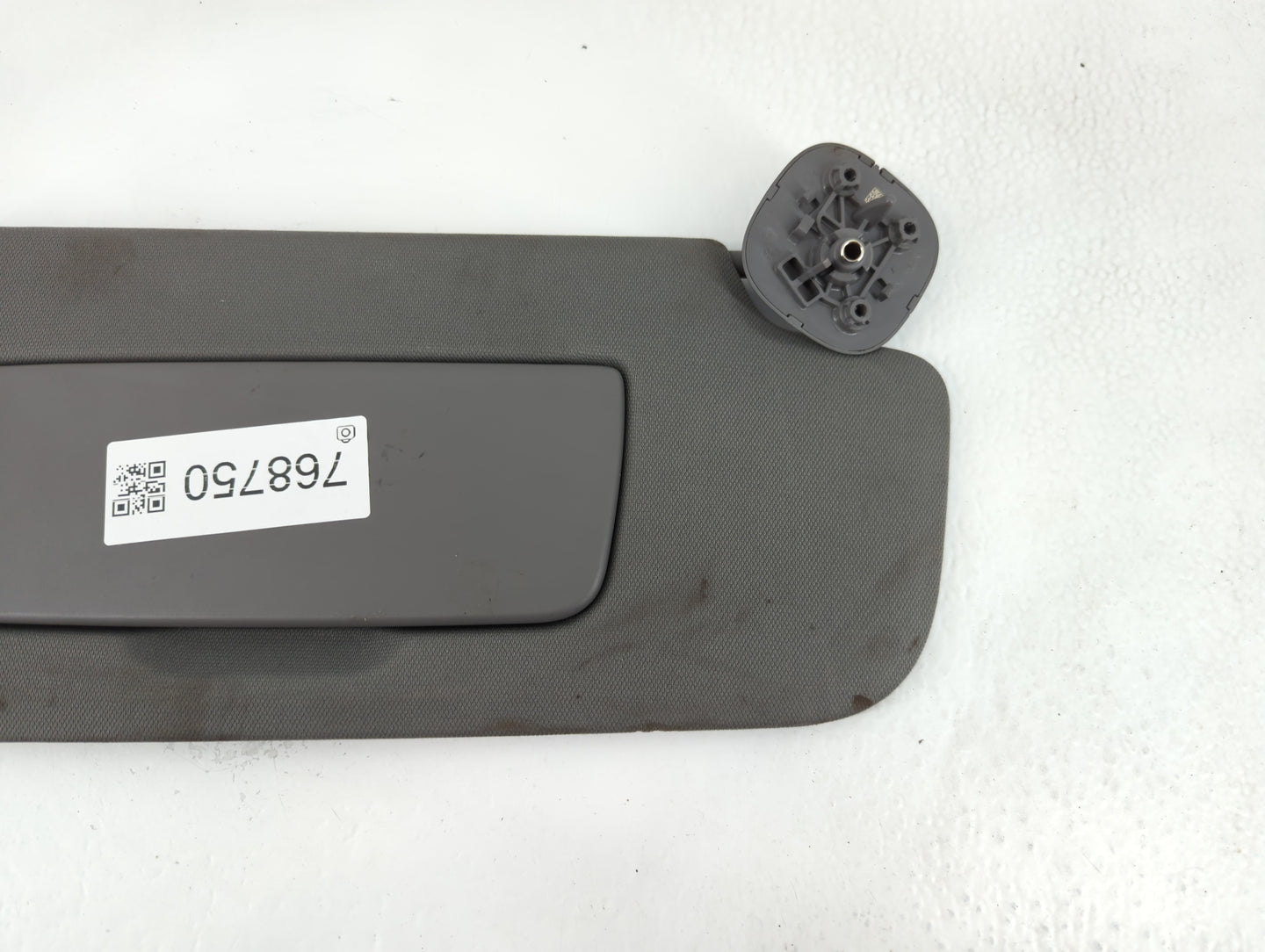 2019-2022 Chevrolet Silverado 1500 Sun Visor Shade Replacement Passenger Right Mirror Fits Fits 2019 2020 2021 2022 OEM Used