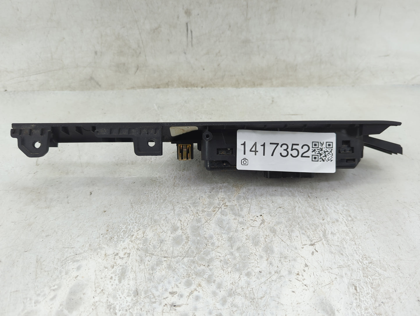 2021 Chevrolet Silverado 2500 Master Power Window Switch Replacement Driver Side Left P/N:84699725 Fits Fits 2019 2020 2022 