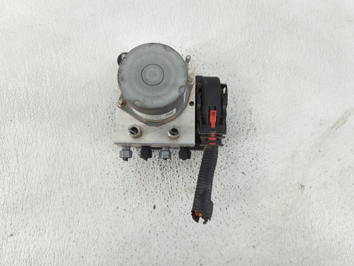 2019-2022 Chevrolet Spark ABS Pump Control Module Replacement P/N:42704012 Fits Fits 2019 2020 2021 2022 OEM Used Auto Parts