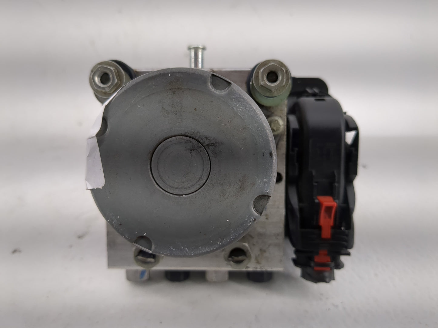2019-2022 Chevrolet Spark ABS Pump Control Module Replacement P/N:42704012 Fits Fits 2019 2020 2021 2022 OEM Used Auto Parts
